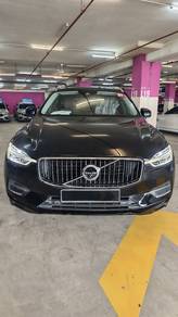 Volvo XC60 T8 INSCRIPTION PLUS in Petaling Jaya, SGR