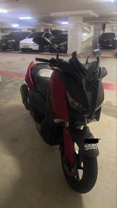 Yamaha XMAX
