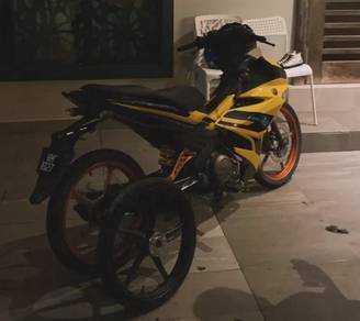 Yamaha Y15ZR