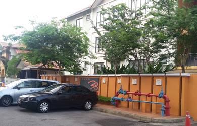 Apartment For Sale in Laman 38