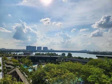 Condominium For Sale in Skyvilla @ D Island