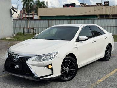 2017 Toyota Camry HYBRID LUXURY
