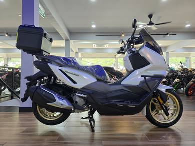 Sym Husky ADV 300