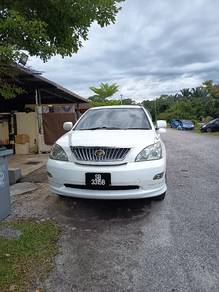 Toyota Harrier 240G in Batu Pahat, JHR