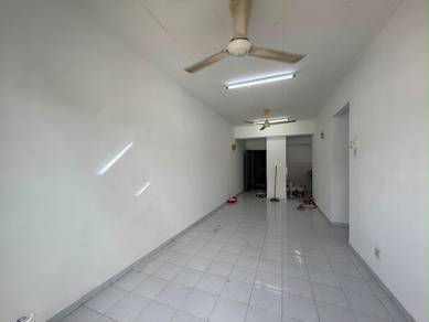 Apartment For Sale in Sri Kenari Apartment