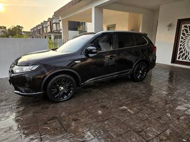 Mitsubishi Outlander 2.0 4WD in Sungai Buloh, SGR