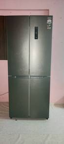 Peti Sejuk 4 pintu 418L