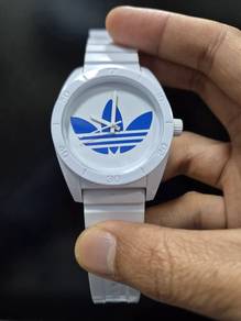 Adidas Santiago