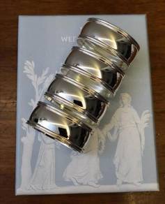 Wedgwood napkin holder ring