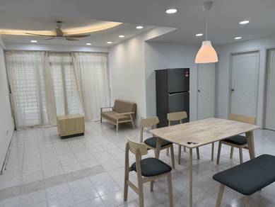 Condominium For Rent in U-Garden