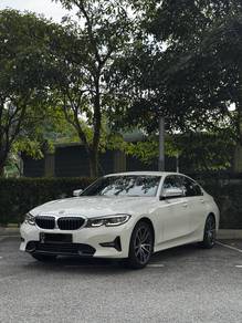 BMW 320i 20i SPORT in Johor Bahru, JHR