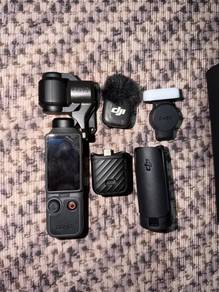 DJI Osmo Pocket 4 Creator Combo