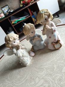Life spring 3 Angel Collectable Porcelain Figures.