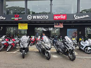 Kymco AK 550
