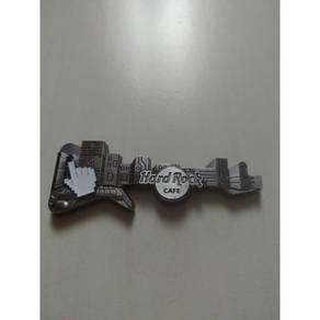 OFFER. Hard Rock Cafe Online 3D Skyline magnet