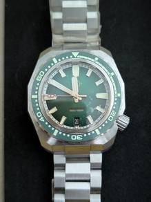 Zelos Hammerhead V3 300M Automatic