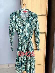 long sleeve teal dress