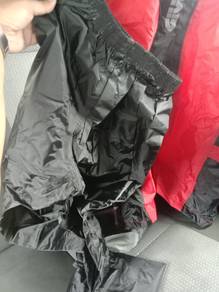 Raincoat 