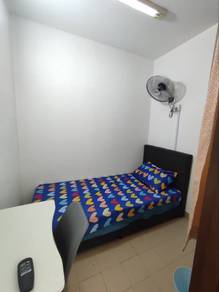 Room in Sentul, KUL