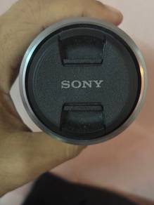Sony E 55-210mm f/4.5-6.3 OSS (SEL55210) Silver
