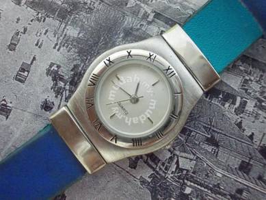 Unbranded lady watch