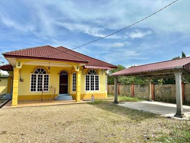 Bungalow House For Sale in Tanah Merah,KTN