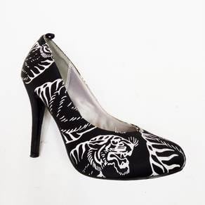 Ed Hardy Love Kills Slowly Black Canvas Pump