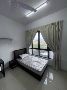 Studio For Rent in Midlands City