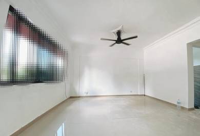 Apartment For Sale in Taman Batu Permai