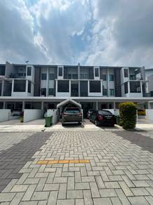 Townhouse For Sale in Simpang Ampat,PNG
