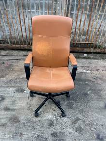 (IKEA) Swivel Office Chair Kerusi Leather