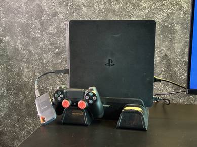 Sony PlayStation 4 Slim 500GB + 1TB SanDisk SSD