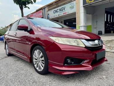 Honda City V in Seri Kembangan, SGR