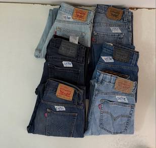 Levi’s Jeans sz 27 Combo