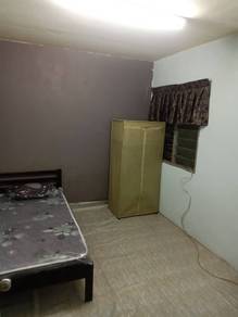 Room in Selayang, SGR
