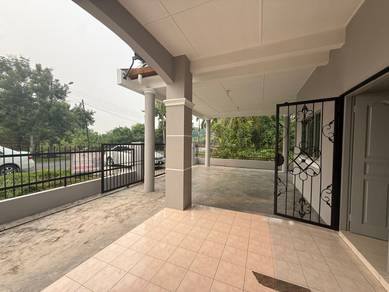 Semi-Detached House For Sale in Kuching,SWK