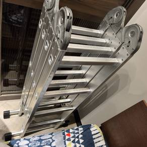16 Steps Ladder