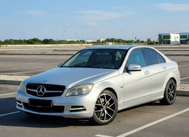 Mercedes Benz C250 250 CGI BlueEFCY AVNTGRDE(CKD) in Johor Bahru, JHR