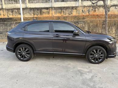 Honda HR-V HEV RS  in Puchong, SGR