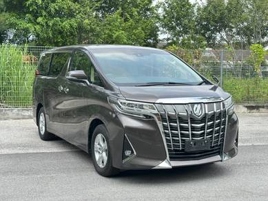 Toyota Alphard X in Titiwangsa, KUL