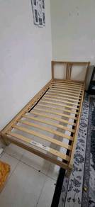 katil single Ikea