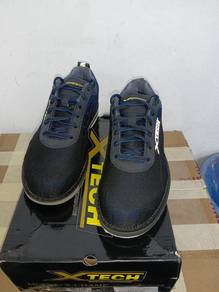 Kasut boling 6US