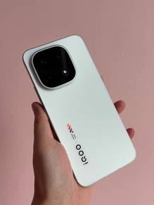 IQOO 15 (16GB   512GB) For Sell
