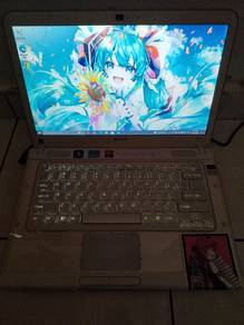 Laptop Sony Vaio i5 White Colour