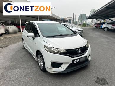 Honda Jazz E in Kuching, SWK