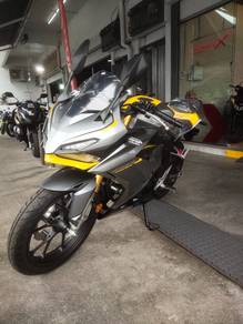 Honda CBR150R