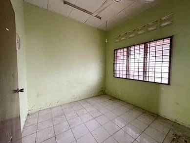 1-storey Terraced House For Sale in Batu Berendam,MLK