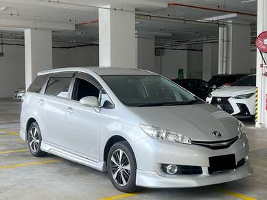 Toyota Wish X in Sungai Besi, KUL