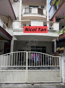 2.5-storey Terraced House For Sale in Permatang Tinggi,PNG
