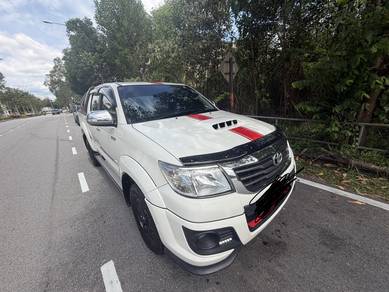 Toyota Hilux G TRD SPORTIVO in Kajang, SGR
